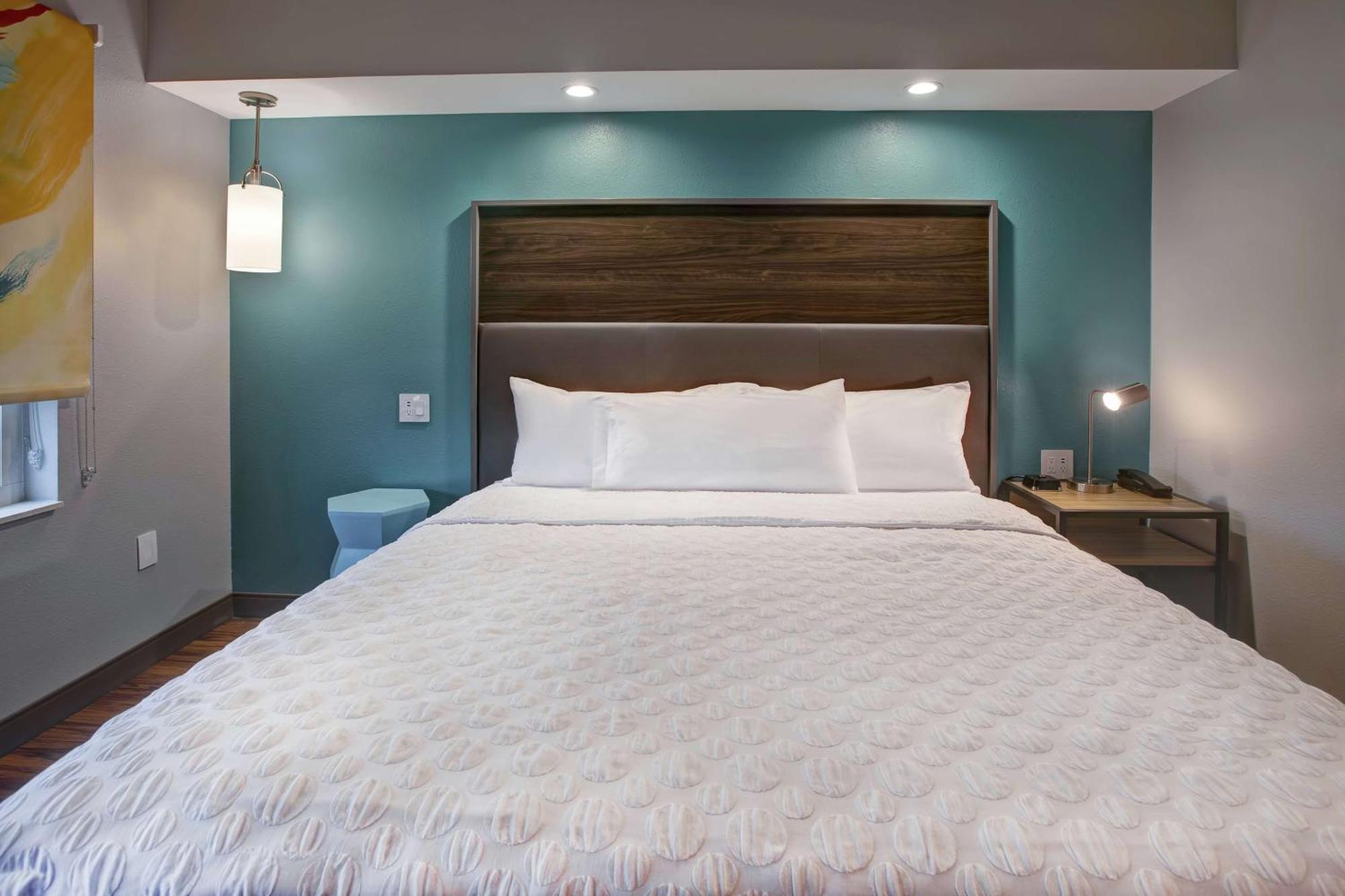 Tru By Hilton 3*